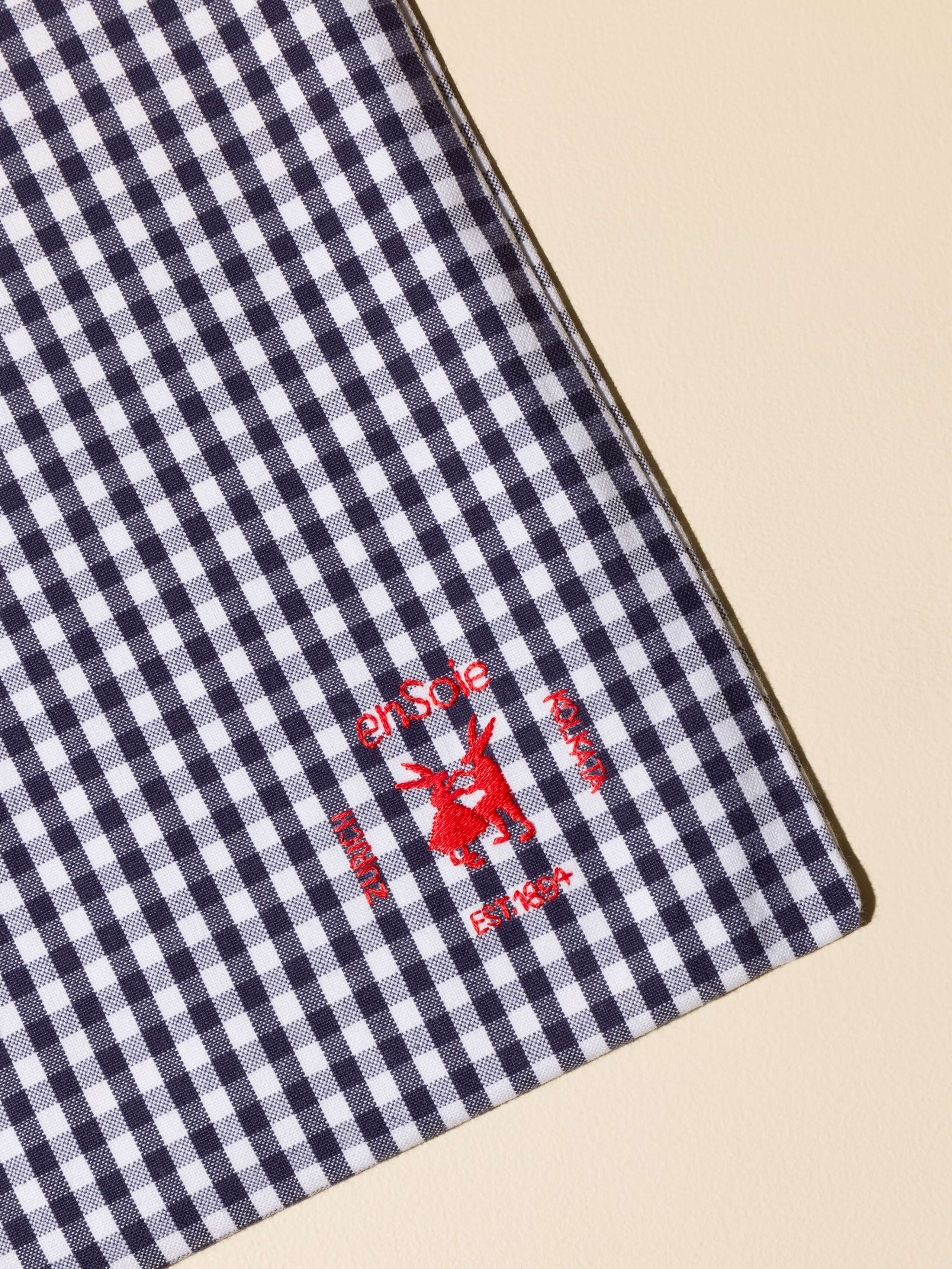 Close up picture of navy carry all bag