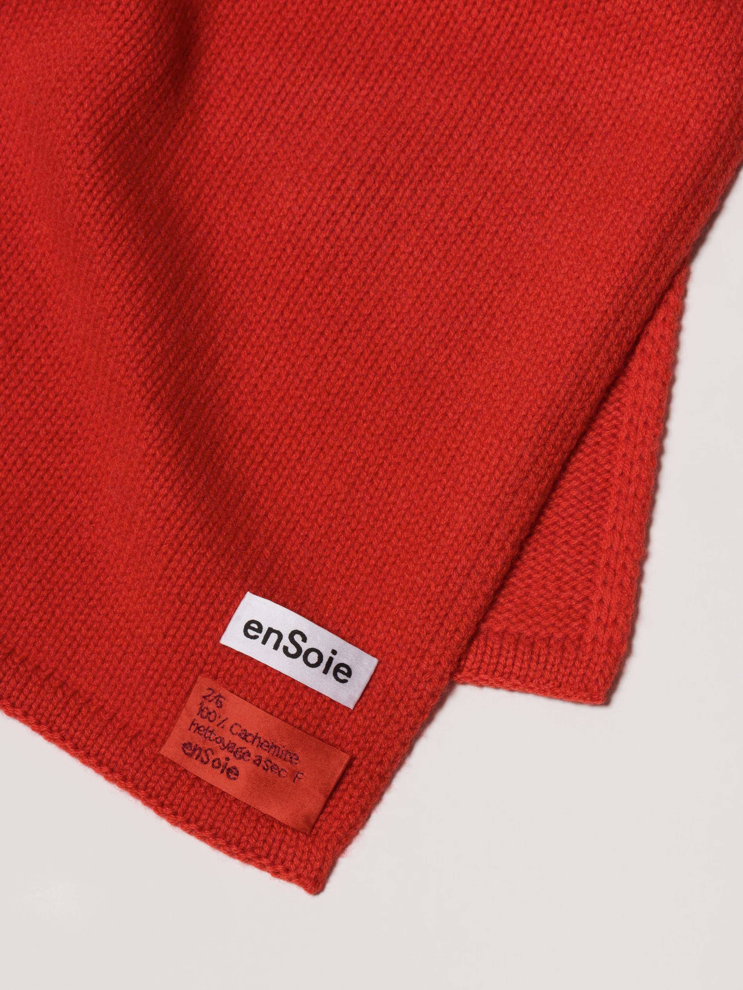 Sami Cashemre scarf in Let it be Red
