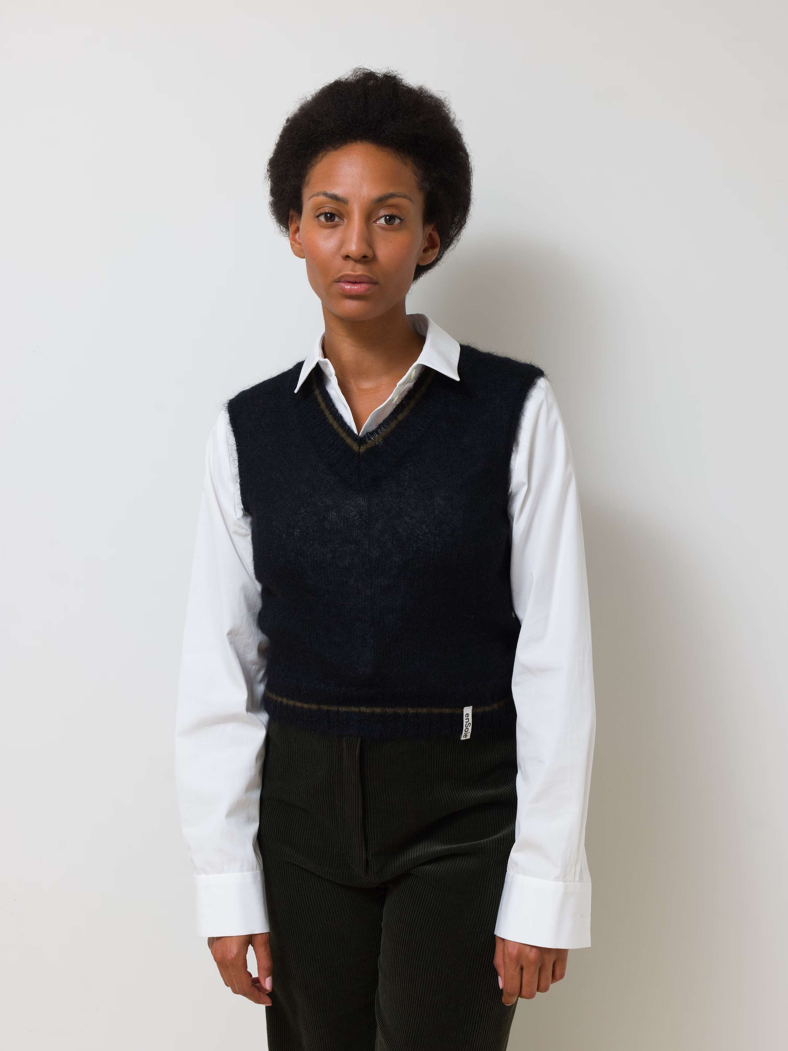 Vera vest wool mohair black