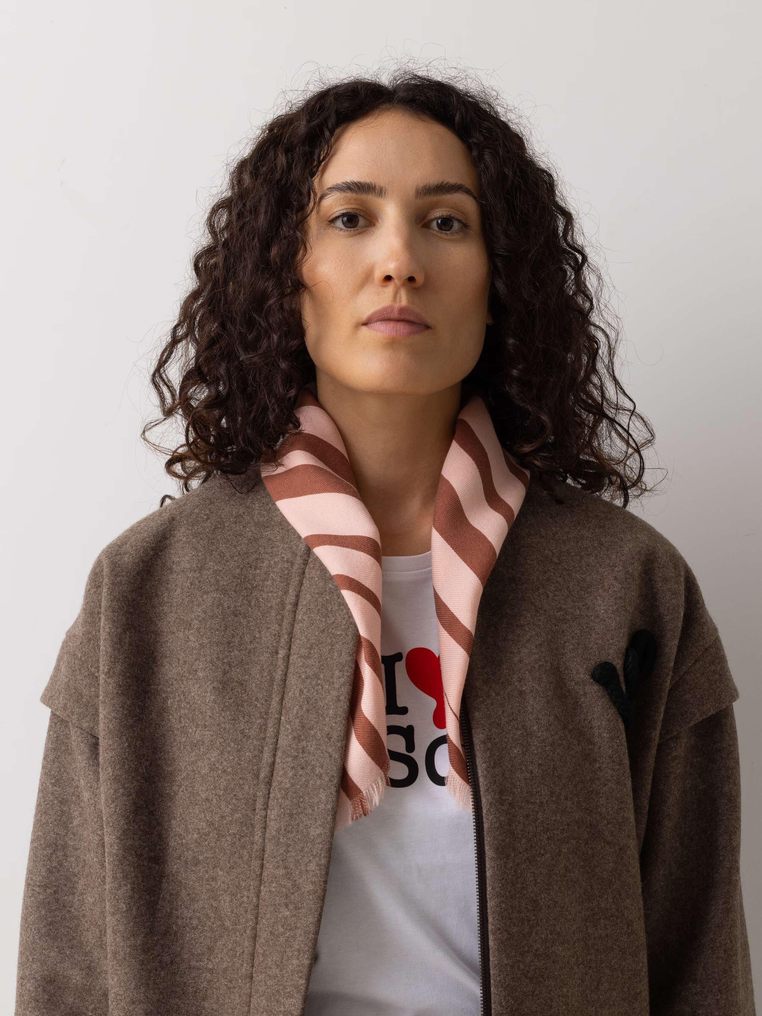 Saga 65 wool foulard in rose with brown stripes print