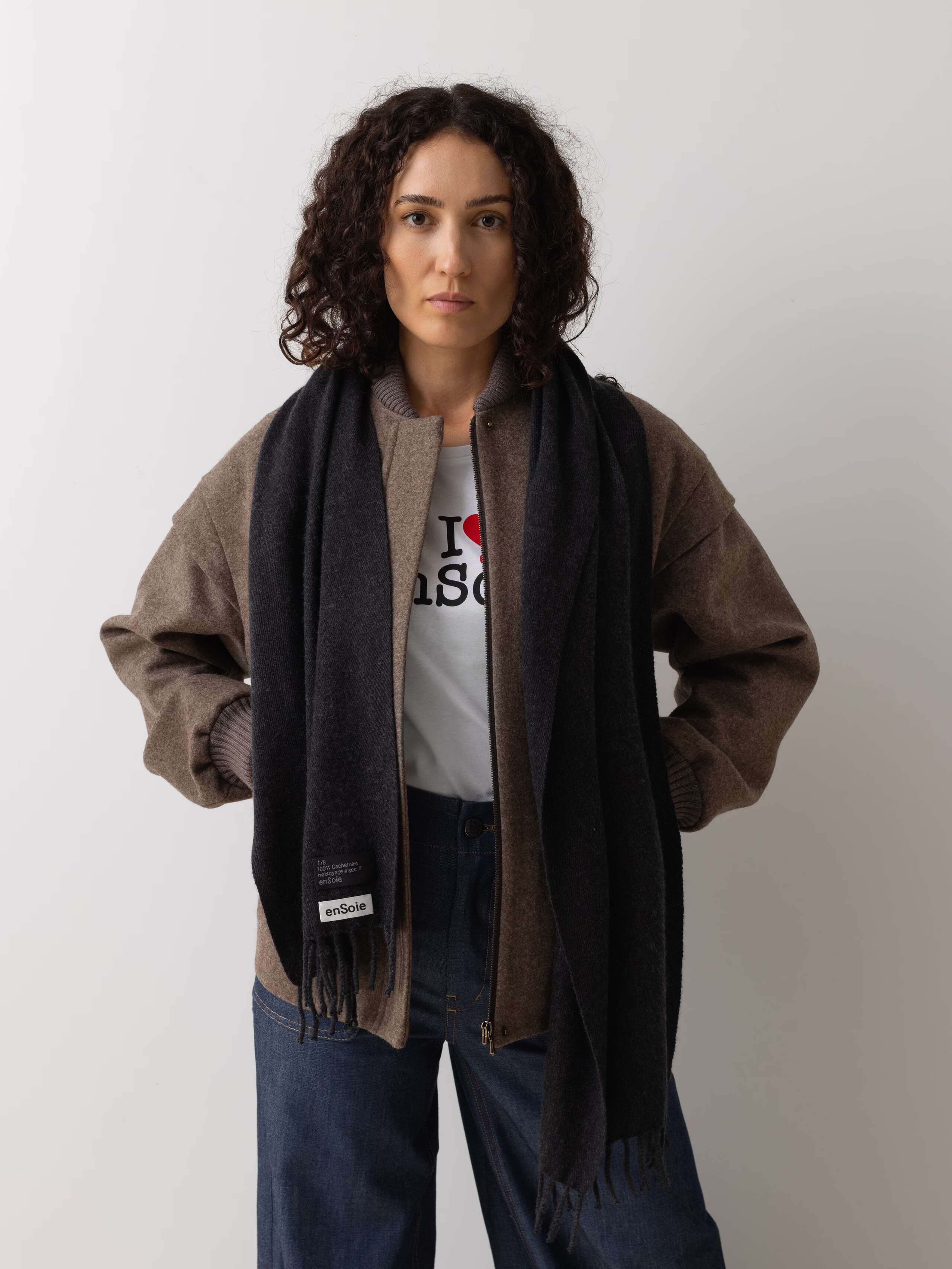 Edan felted cashmere scarf in chimney grey