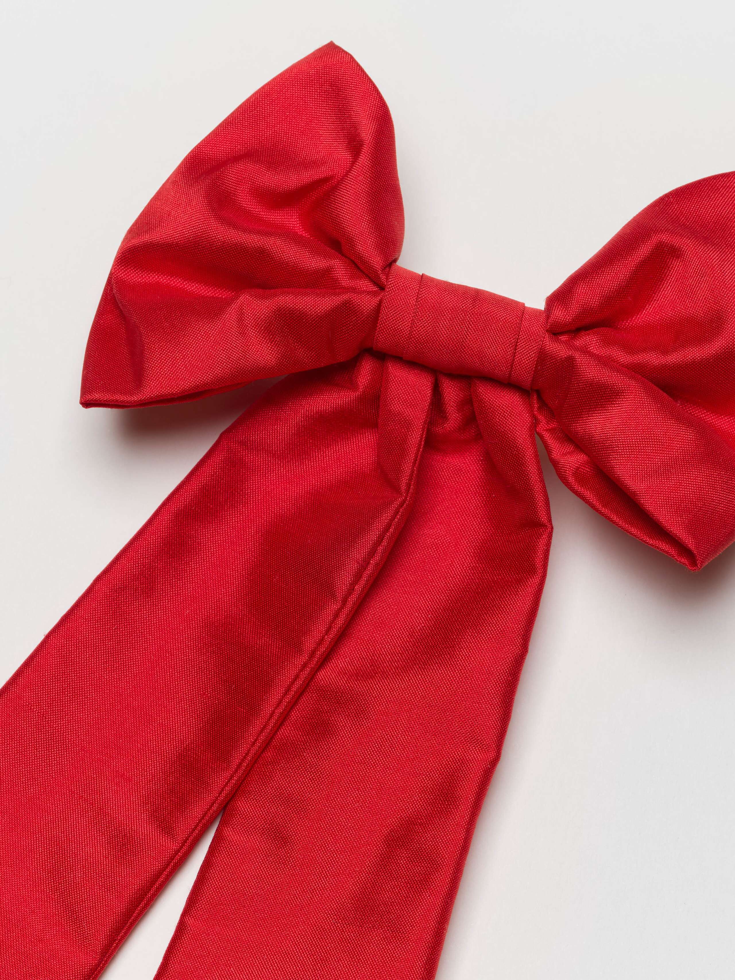 silk hairclip bow shiny doupion silk in warmest red