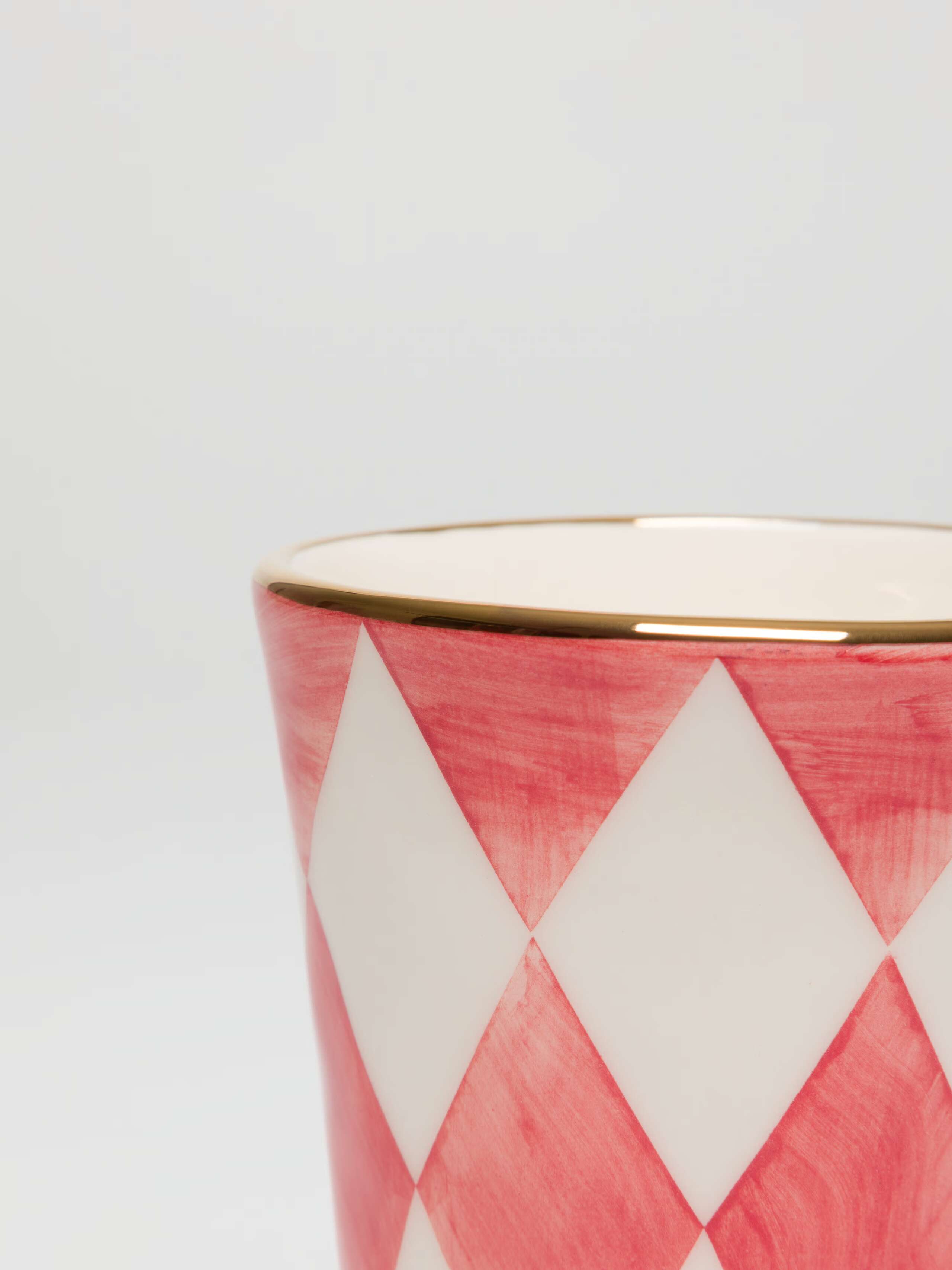 close up of gold rim