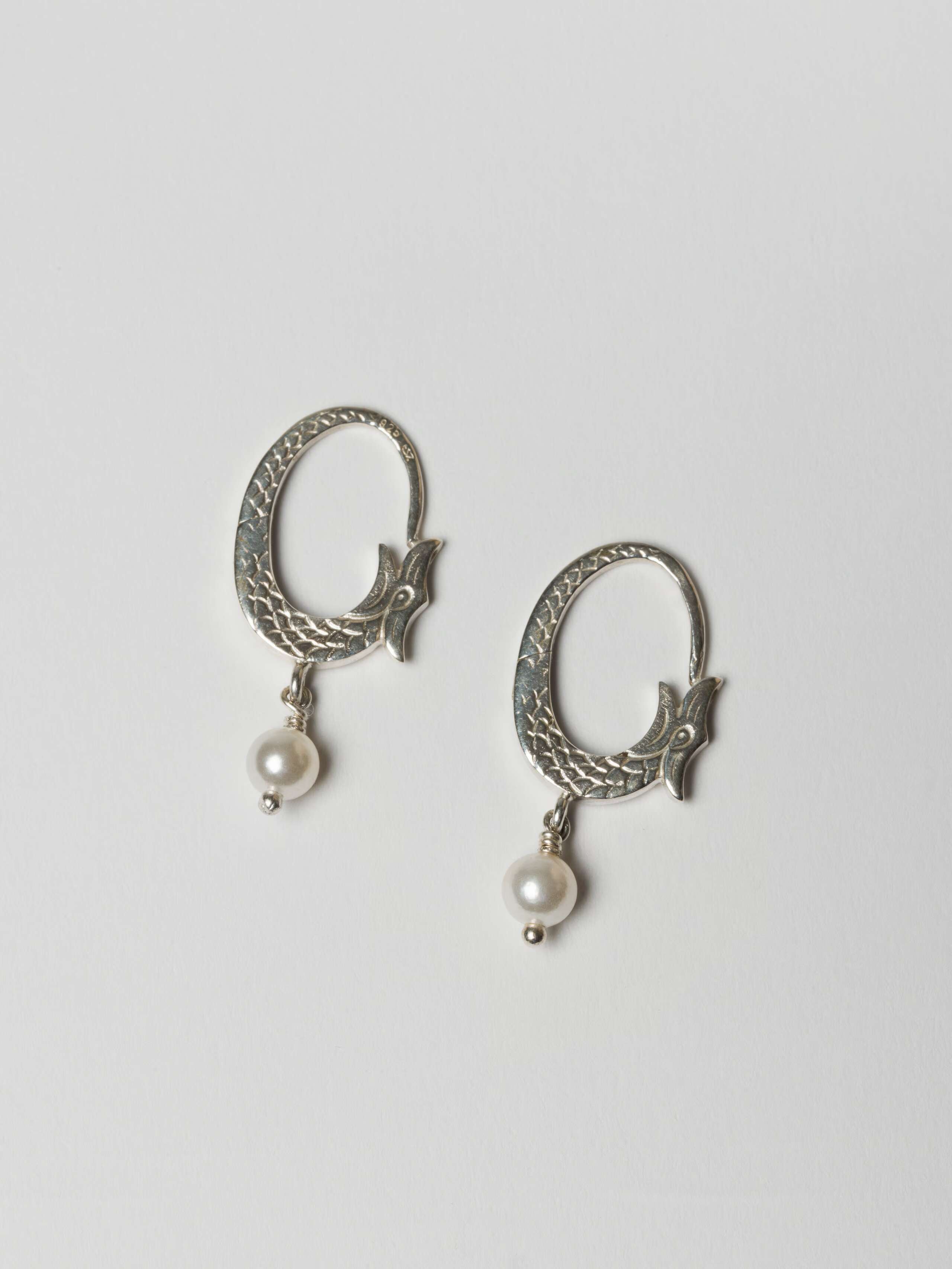 Dragon earrings in silver & pearl