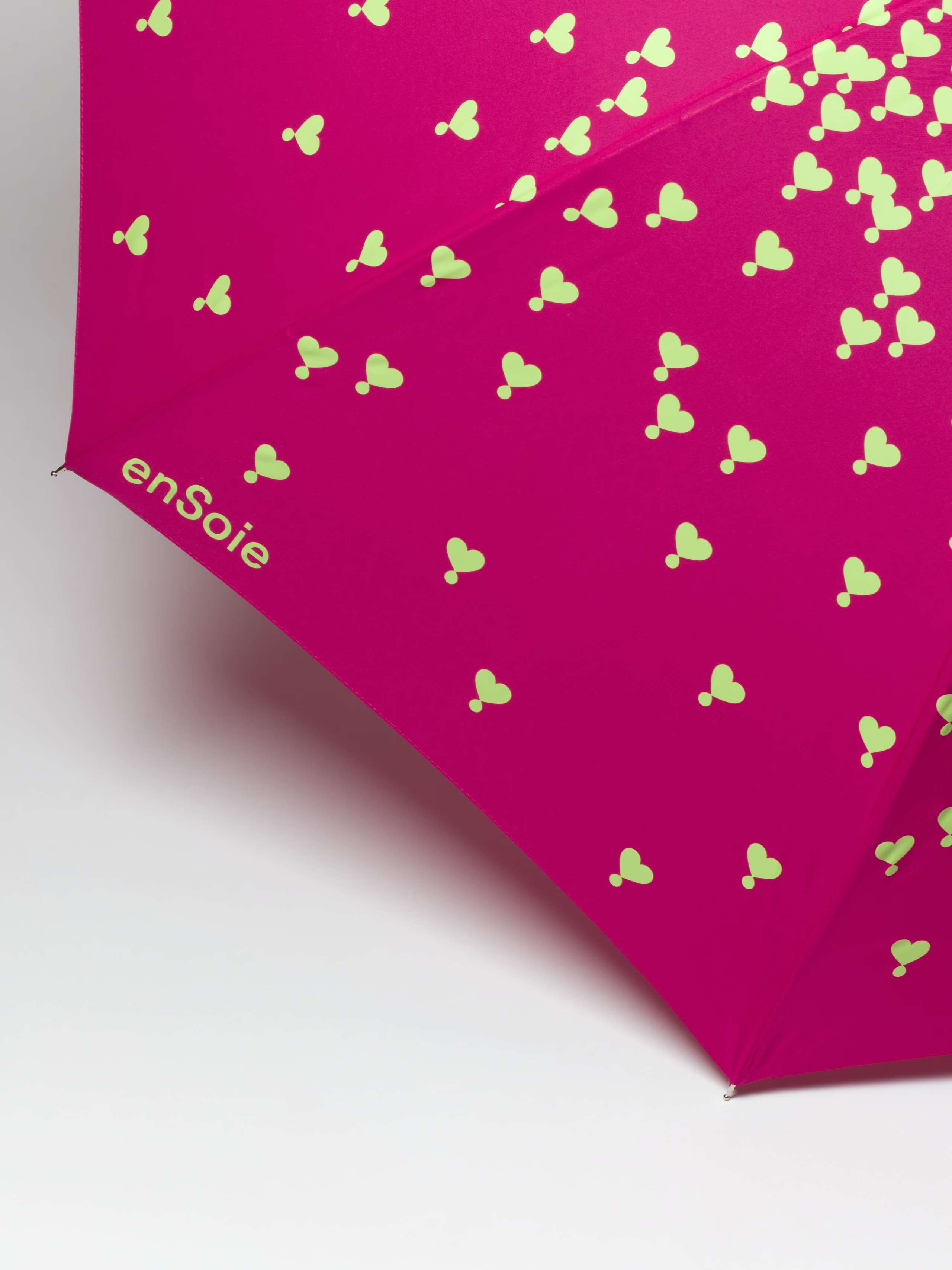 Picture of a pink umbrella