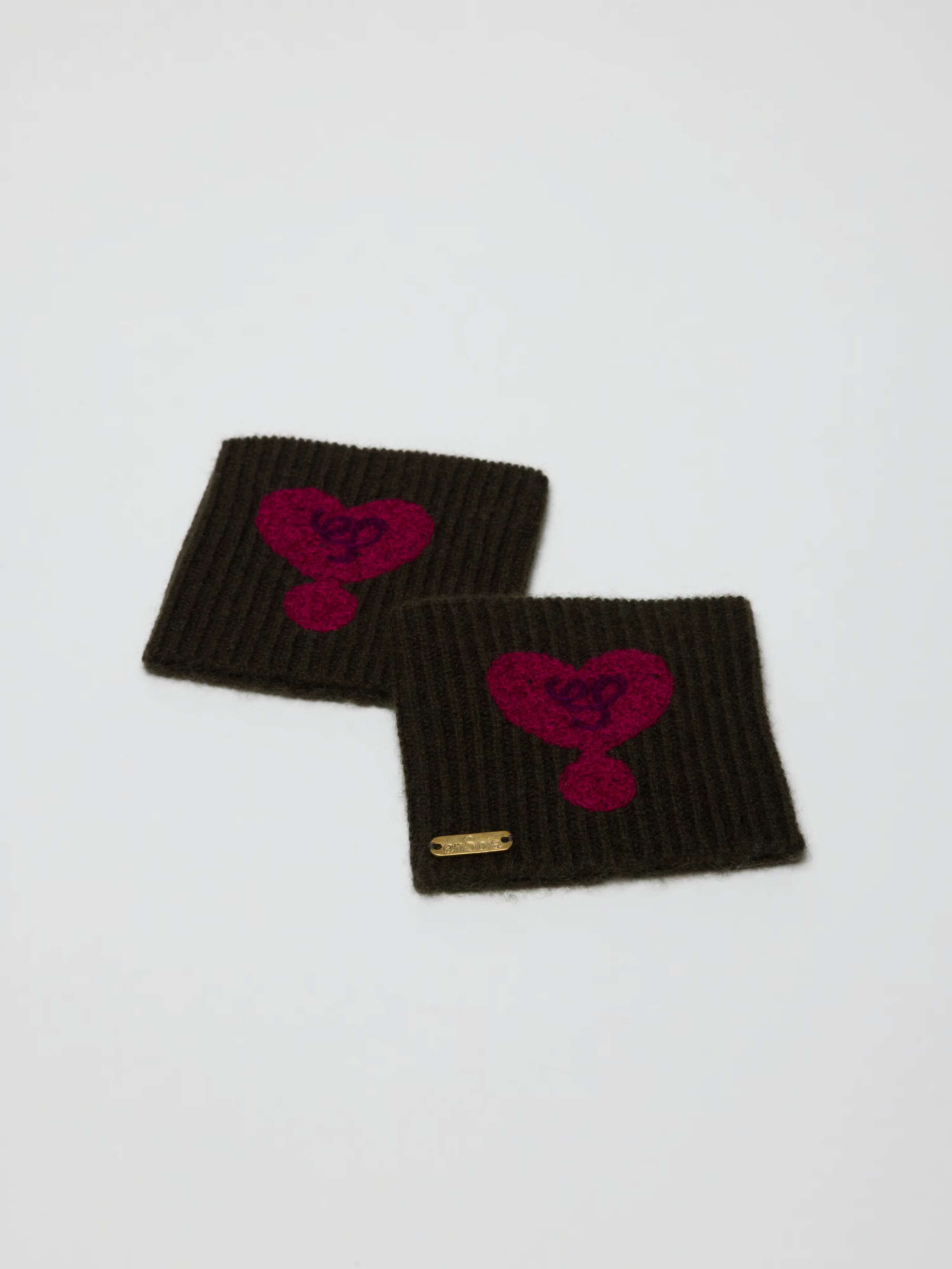 Picture of navy cashmere wrist warmers