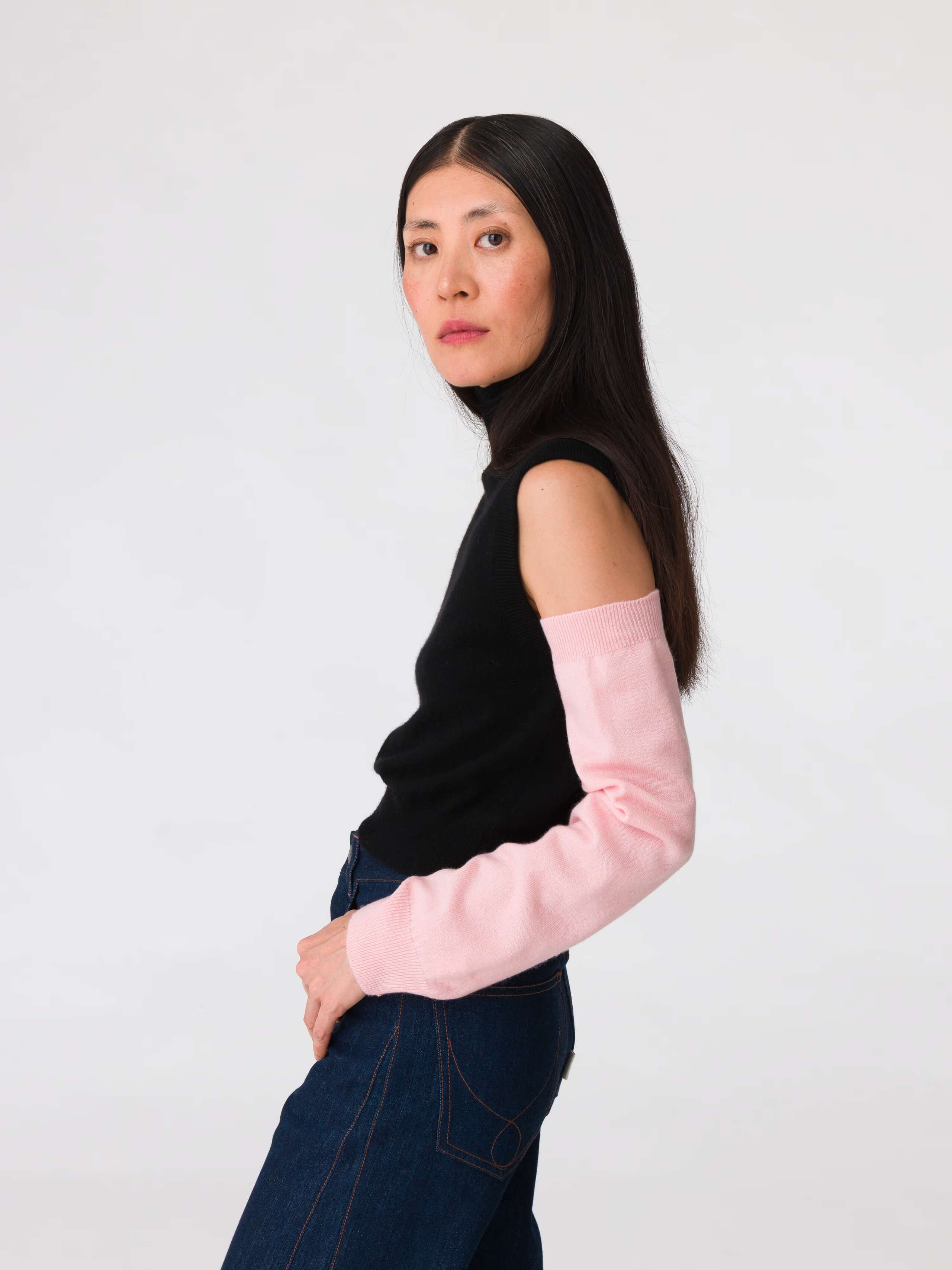 Model wearing the lise sleeves