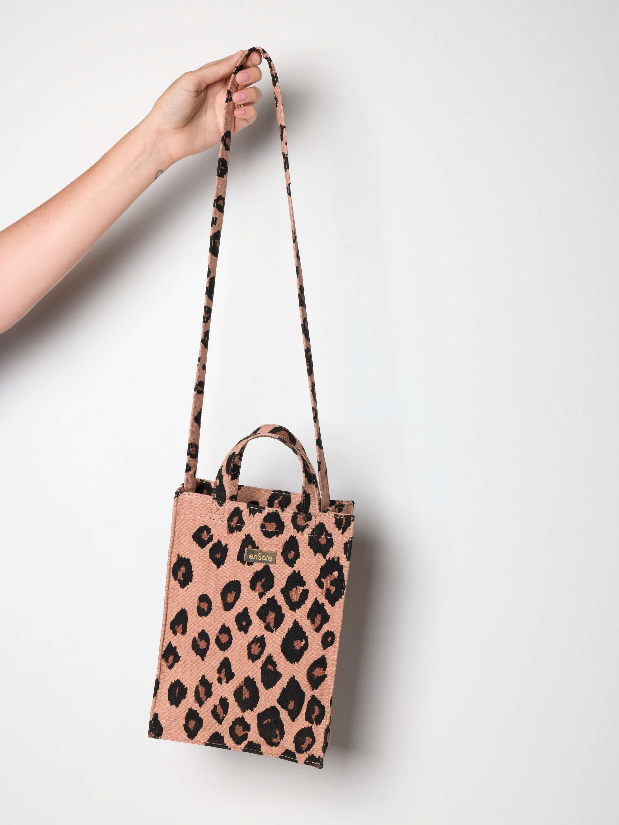 Leo print cabas bags in S