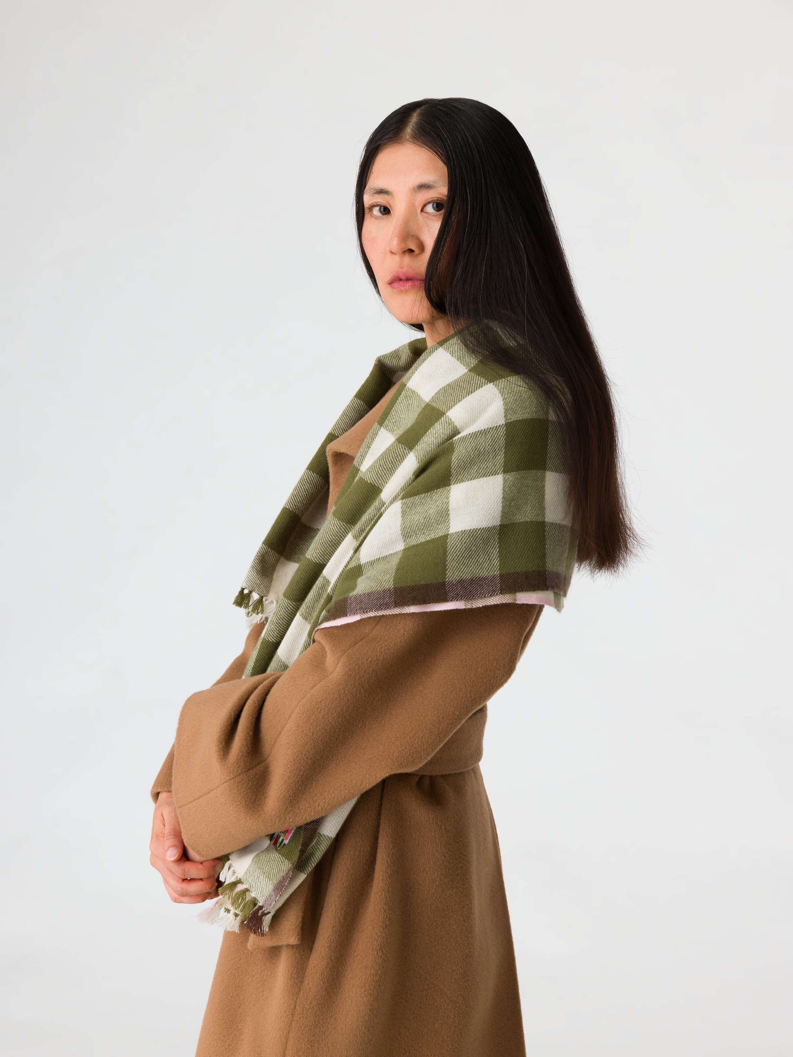 Blia stole, Spruce Check 130 on model