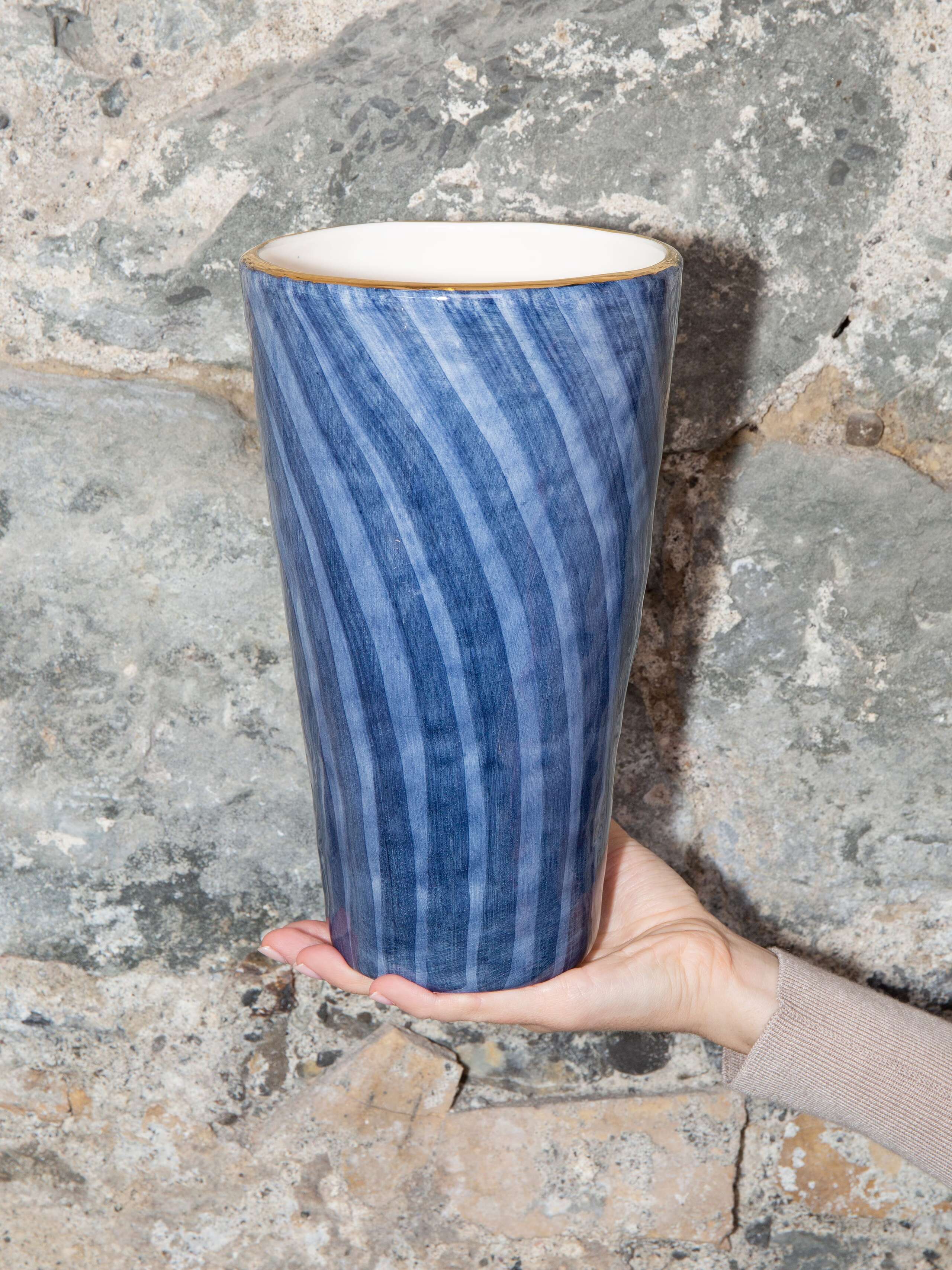 Uni vase