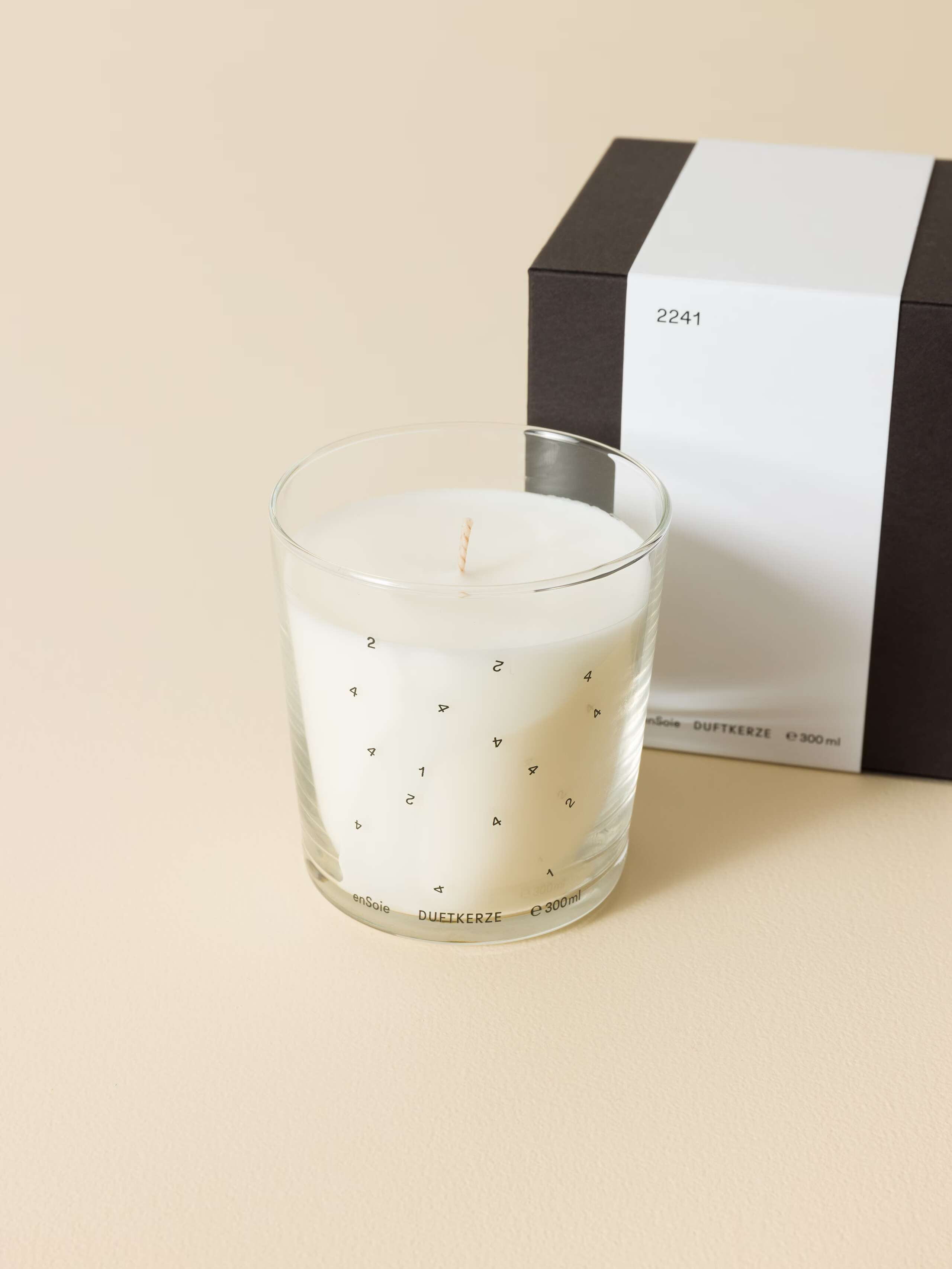 Picture of a beautiful scented candle