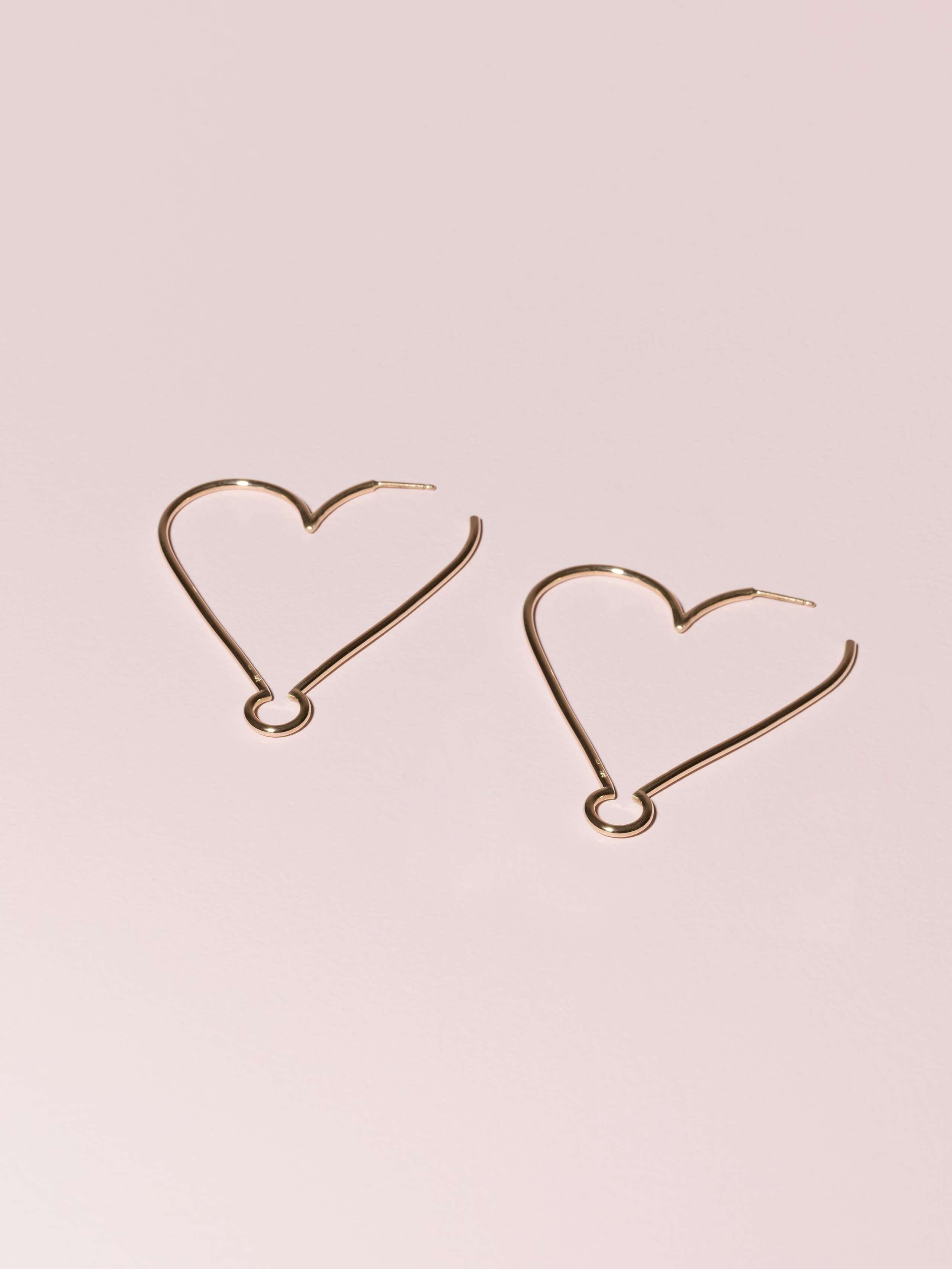 Alma heart hoop