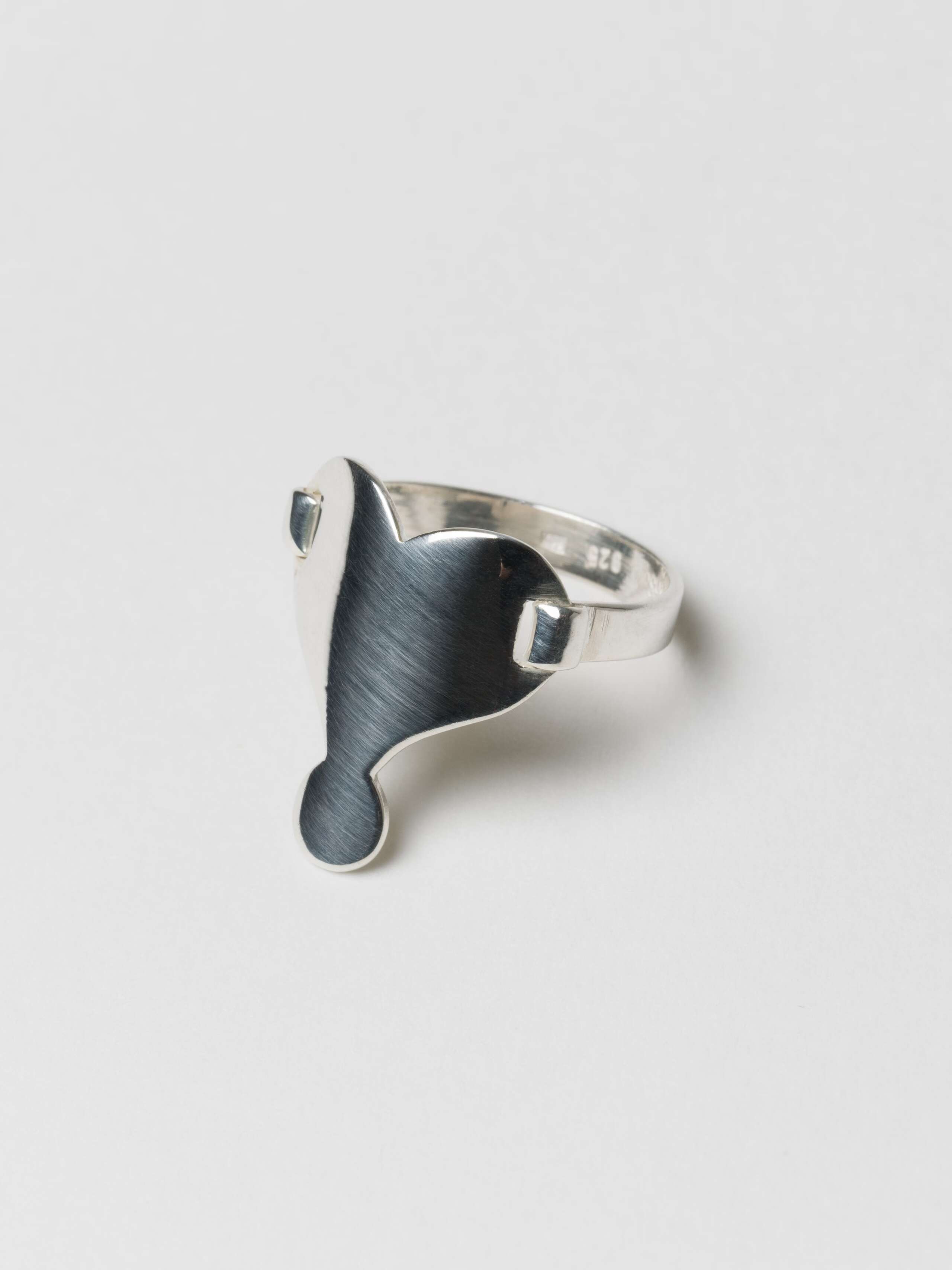 Heart tag ring