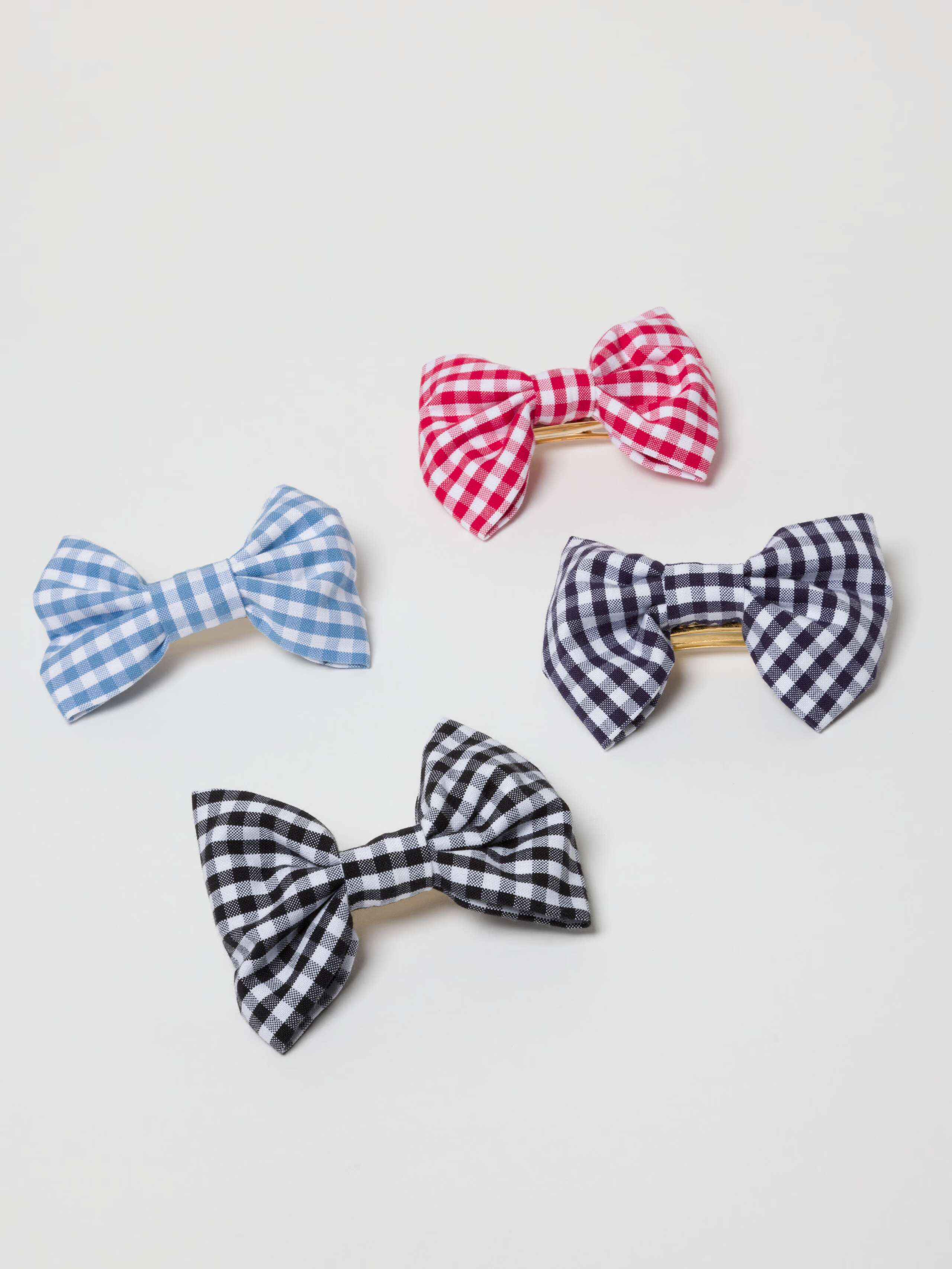Bow Hairclip in four colour variations