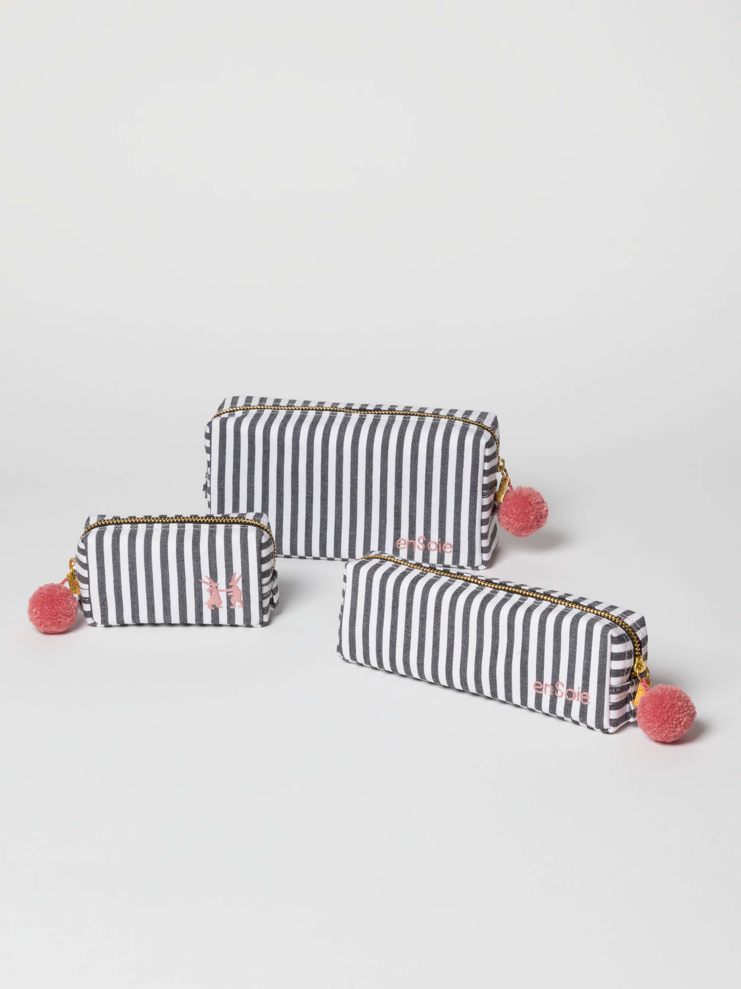 Linda toiletry bags in black stripes