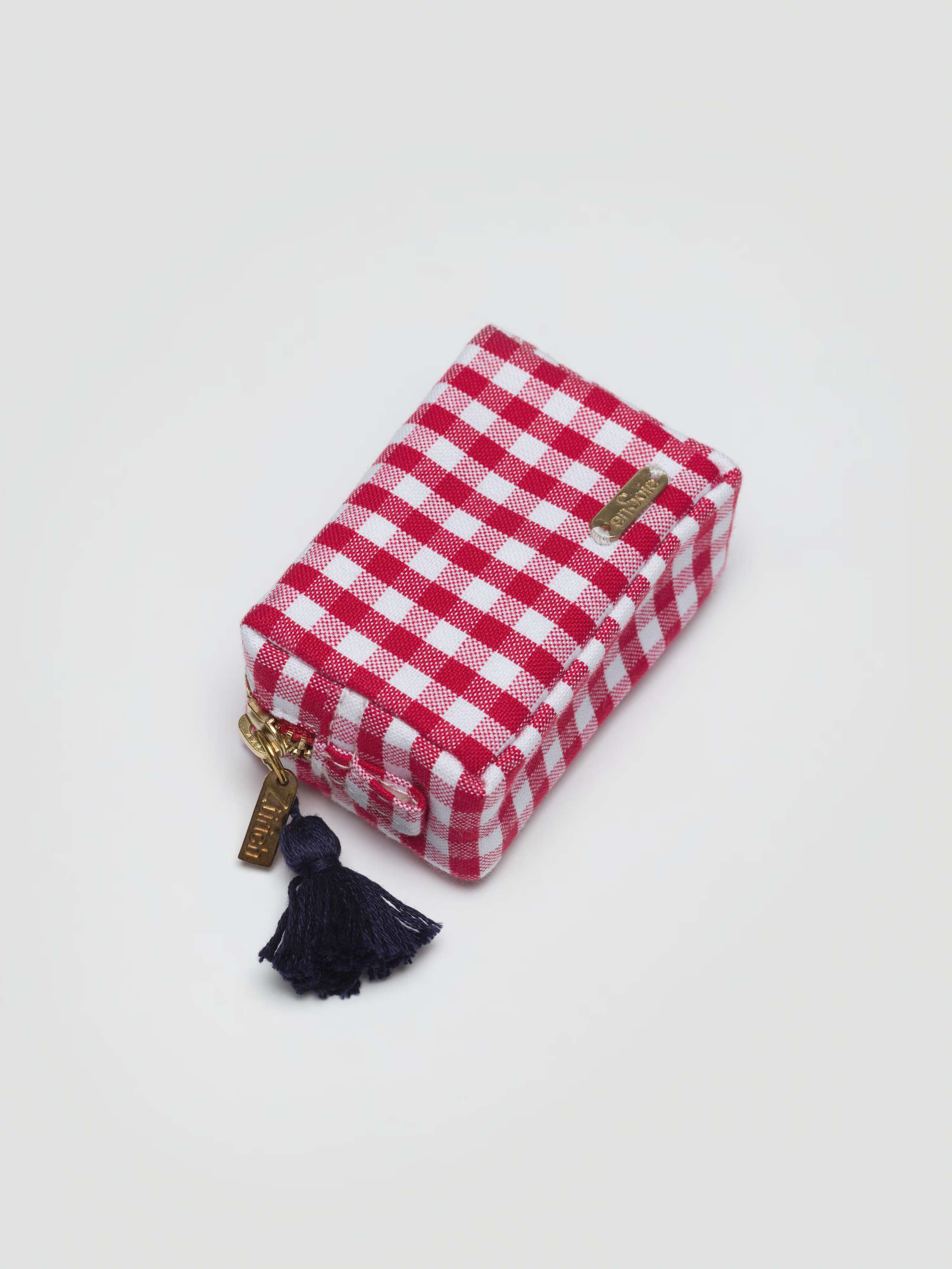 Fancy Tilda toiletry bag charm in enSoie red